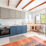Ily\'S House